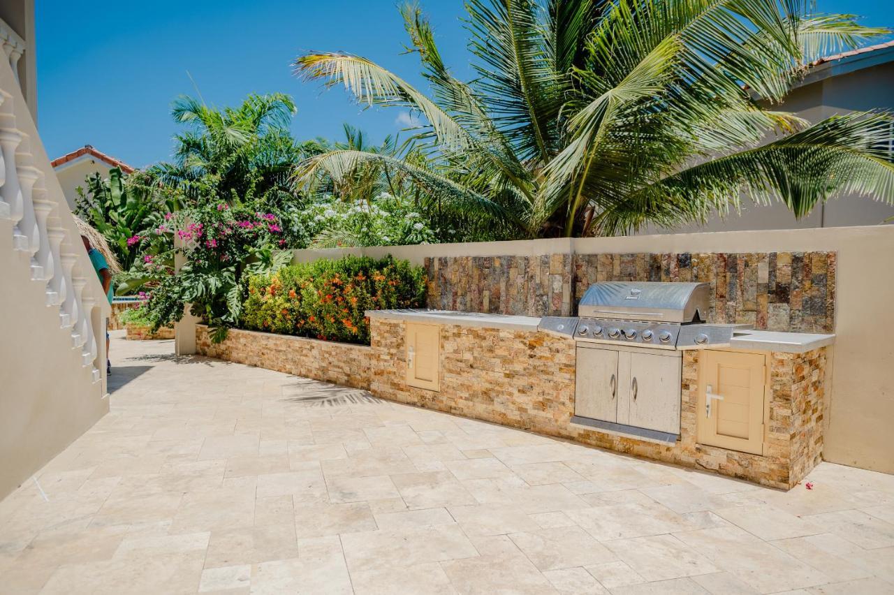 Brand New 2-Bedroom Apartment 2 Km From Eagle Beach Palm Beach Eksteriør bilde